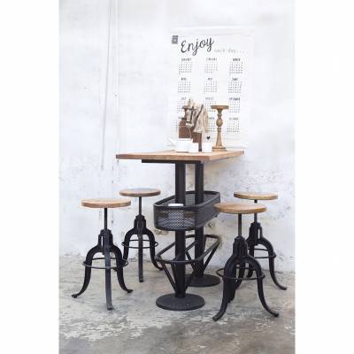 Bartafel Industrieel Met Mand Bartafel Industrieel Met Mand