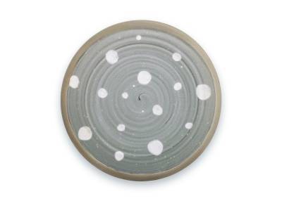 Vt Wonen Ceramic plate big dots grey Vt Wonen Ceramic plate big dots grey