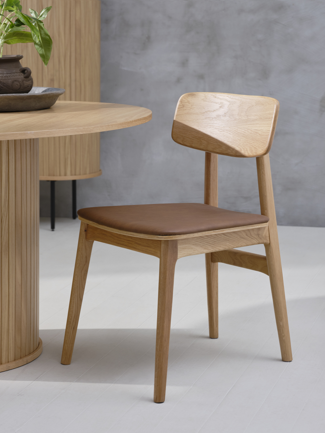 Eetkamerstoel Livo Naturel Tan Pu - Giga Living