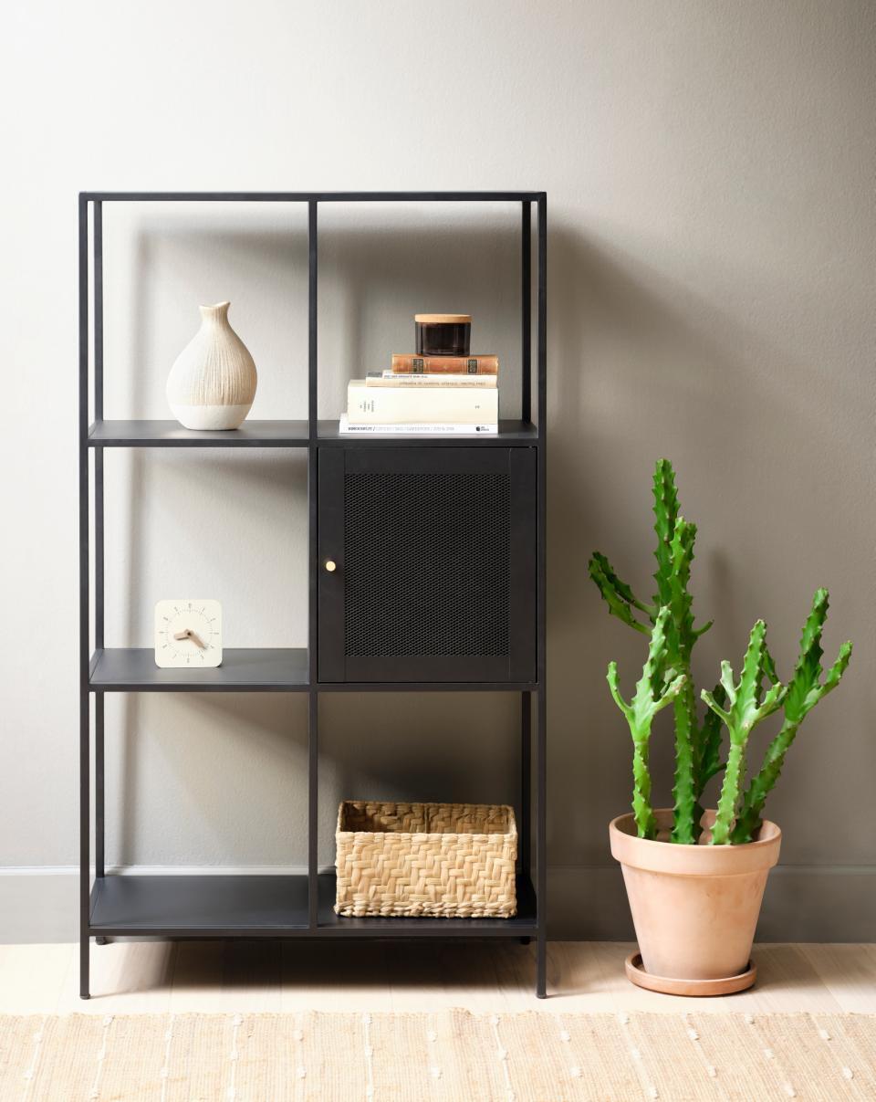 Boekenkast Malibu Zwart 1 Deur H135 cm - Giga Living