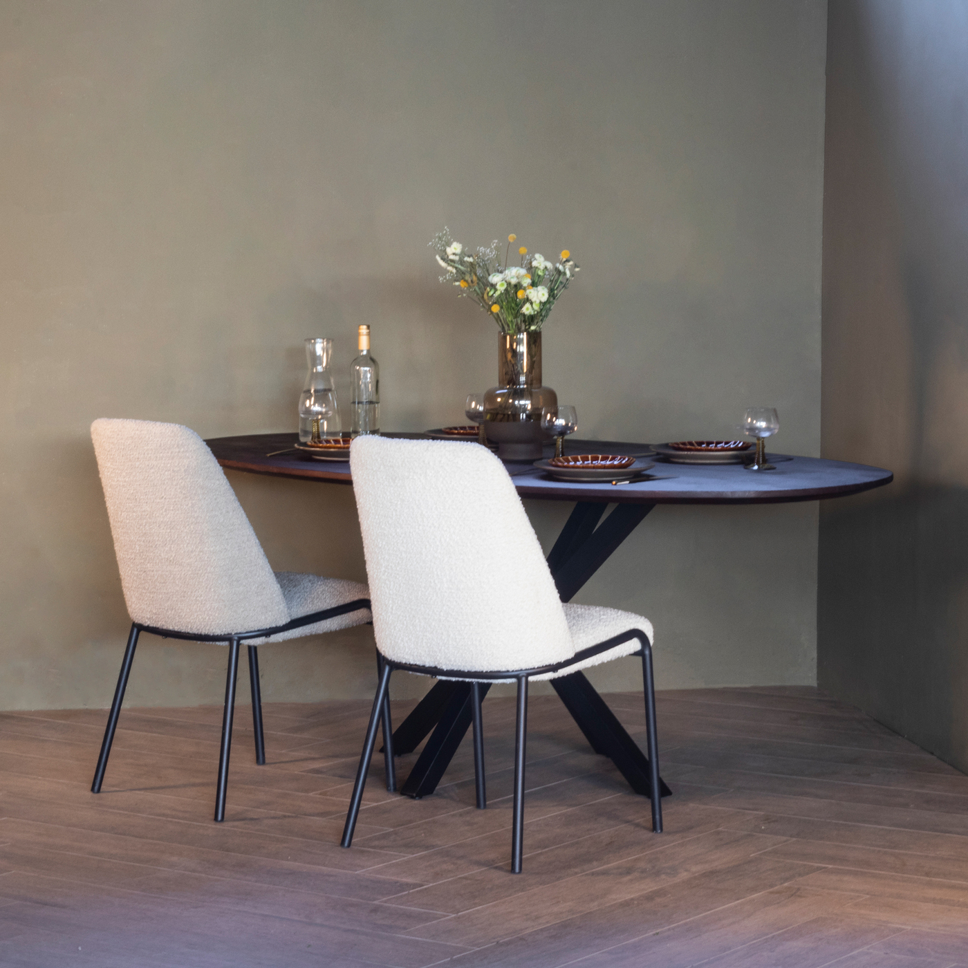 Eettafel Bruin Ovaal - Mangohout - 200cm - Tafel Lissabon - Giga Meubel