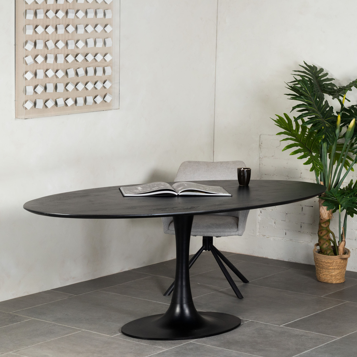 Eettafel Ziggy Zwart Ovaal 200cm O-poot - Giga Meubel