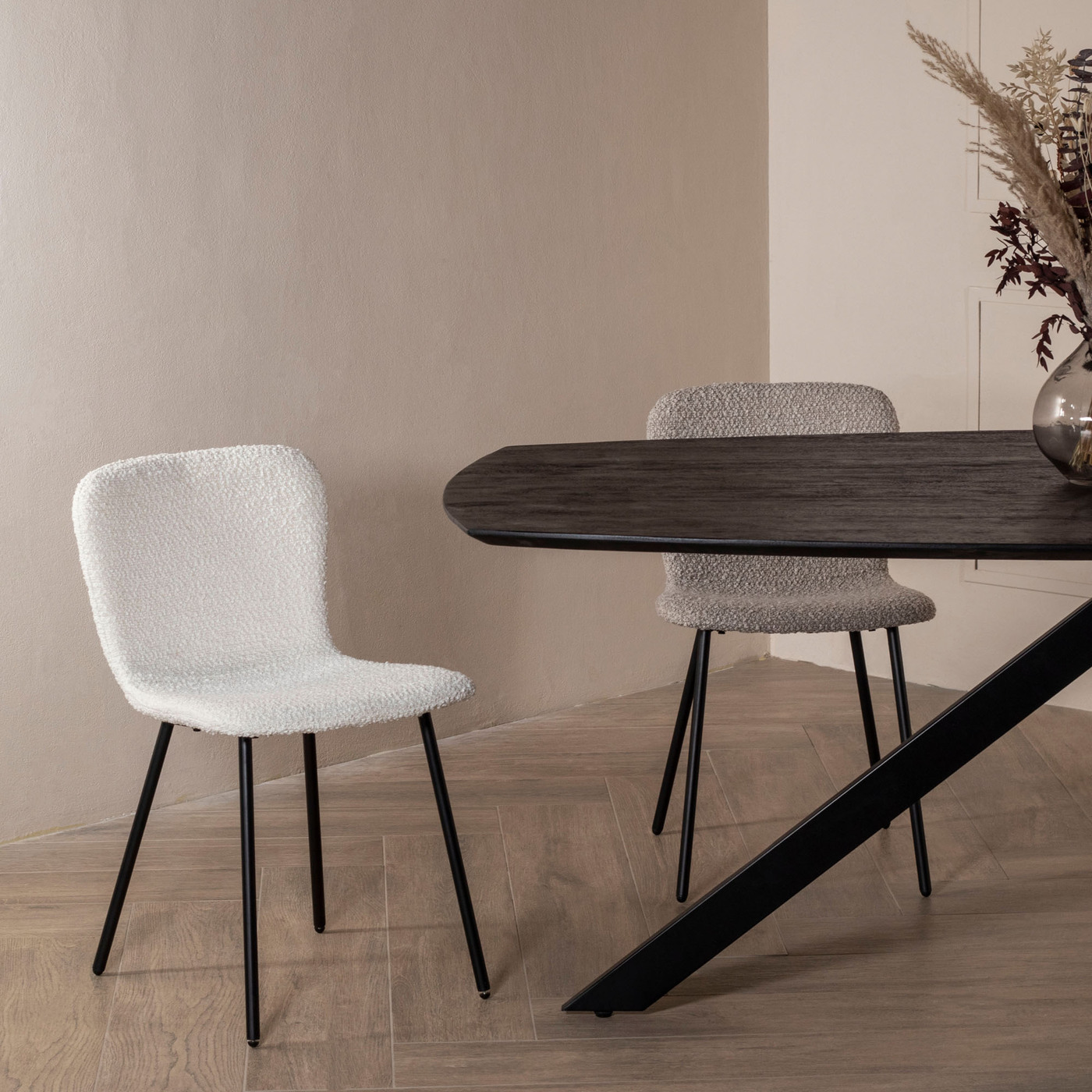 Eetkamerstoel Lottie Boucle Wit (set van 2) - Giga Meubel
