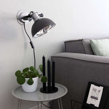 Steinhauer Brooklyn Wandlamp Zwart Ø20cm