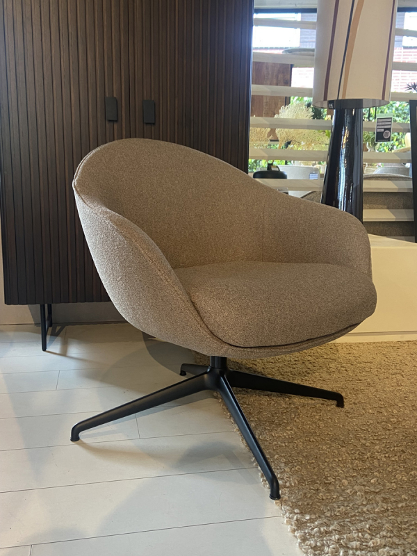 Fauteuil Taavi Taupe